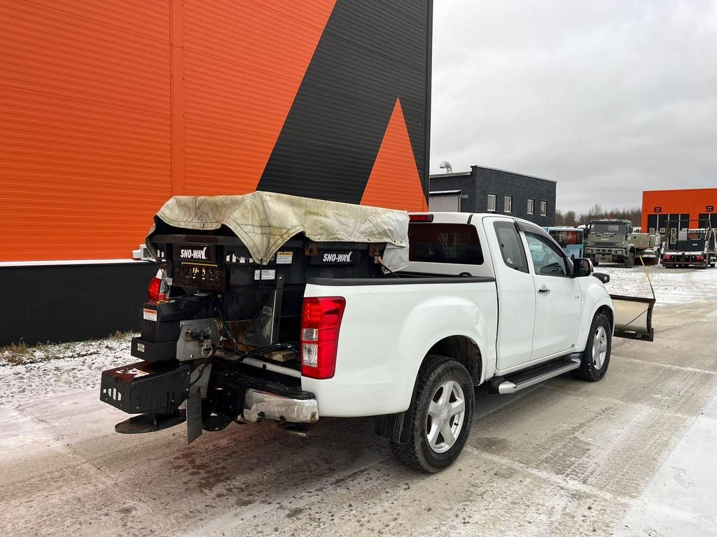 Isuzu D-max 4x4 SNOW PLOW & SPREADER Auto's