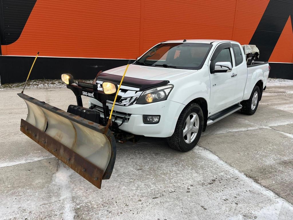 Isuzu D-max 4x4 SNOW PLOW & SPREADER Auto's