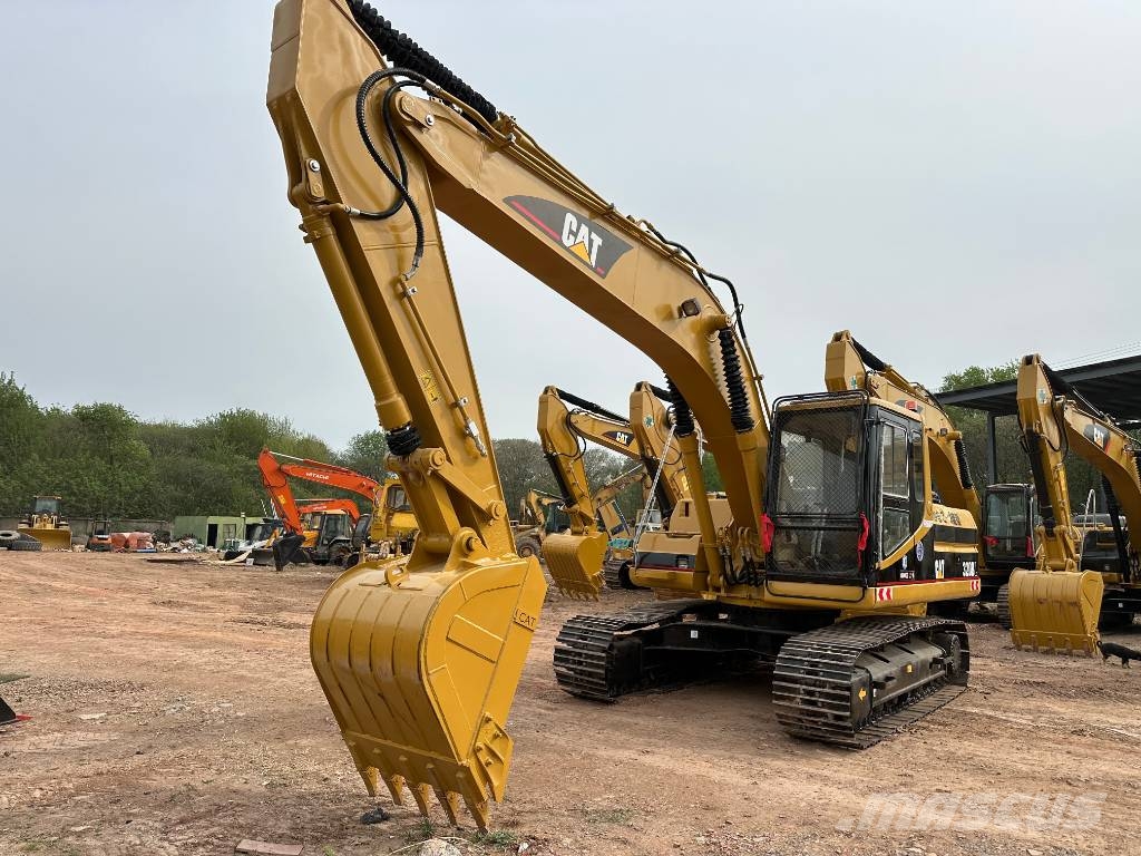 CAT 320B Bagri goseničarji