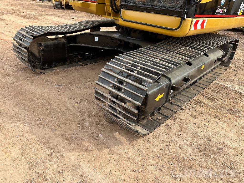 CAT 320B Bagri goseničarji