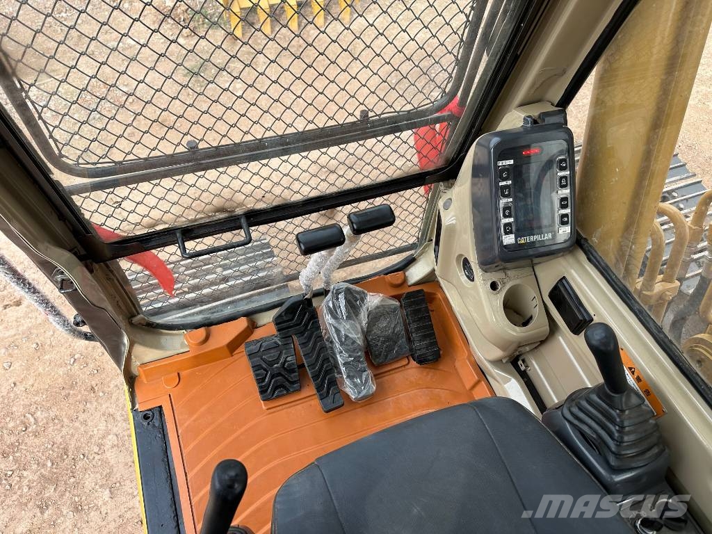 CAT 320B Bagri goseničarji