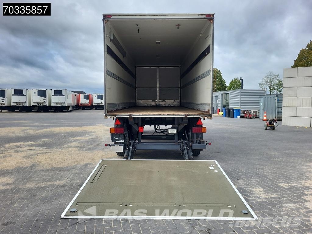 Schlumbohm & Rohde Deischela. 2 axles Ladebordwand Remorque Fourgon