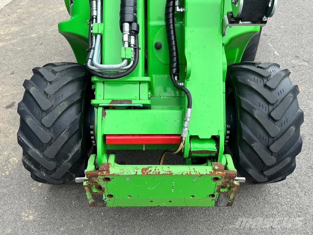 Avant 528 mini-shovel Miniładowarki