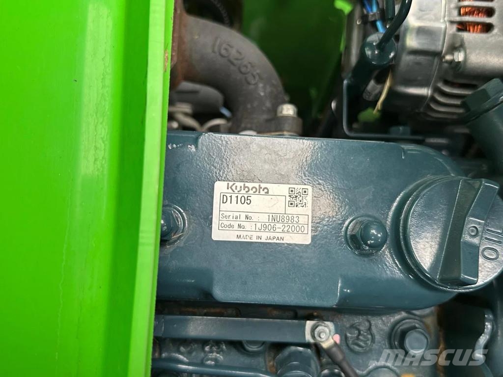 Avant 528 mini-shovel Miniładowarki
