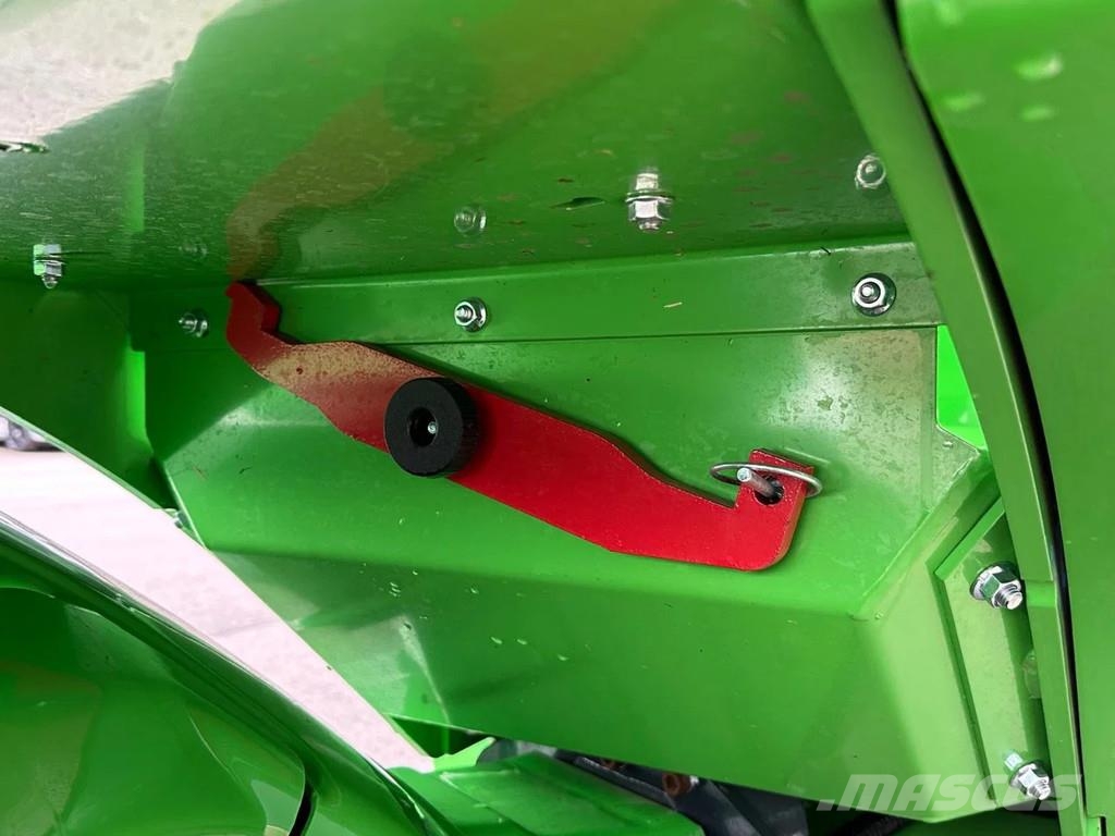 Avant 528 mini-shovel Miniładowarki