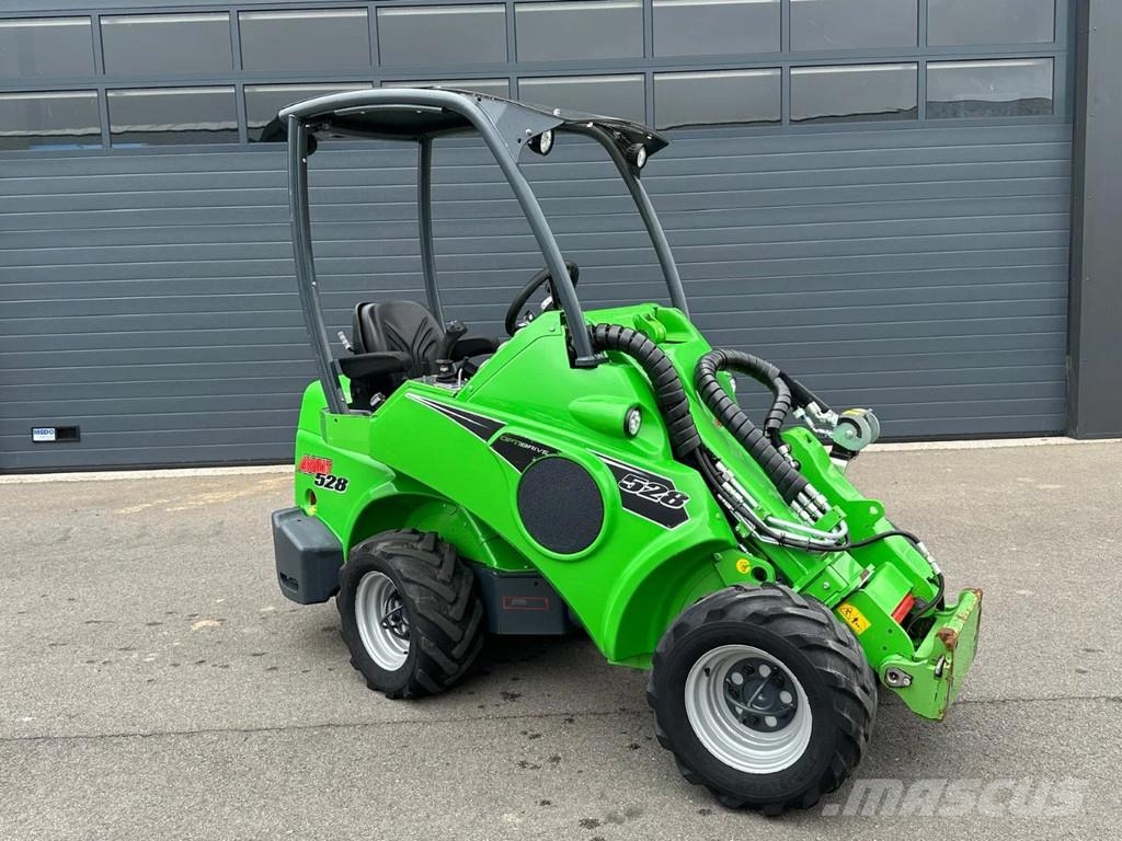 Avant 528 mini-shovel Miniładowarki