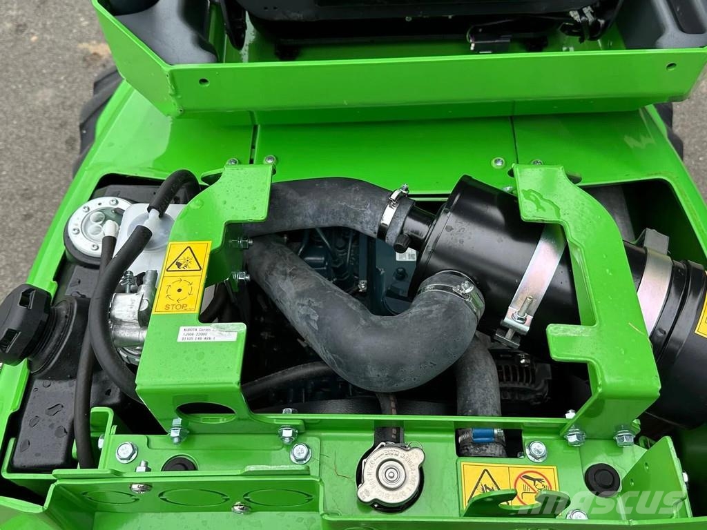 Avant 528 mini-shovel Miniładowarki