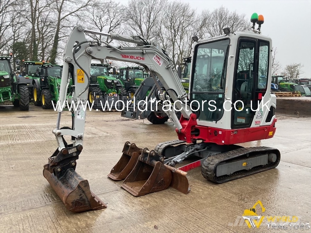 Takeuchi TB 225 Minigravere <7t