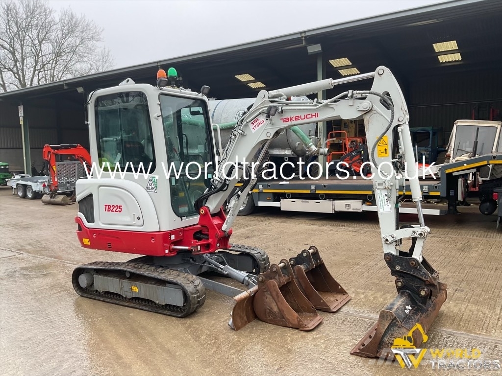 Takeuchi TB 225 Minigravere <7t