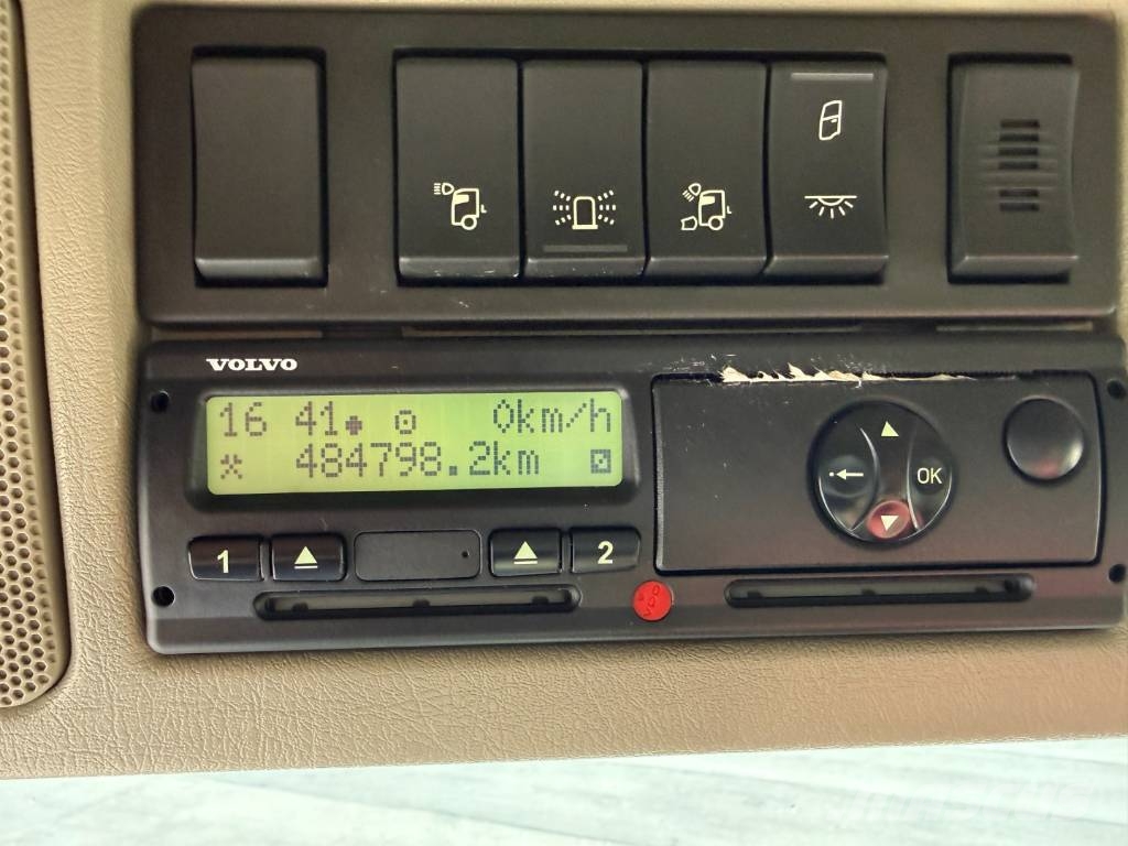 Volvo FM 500 8x2 Pusher Tridem / Crane Hiab 099 B3 Radio 크레인 트럭