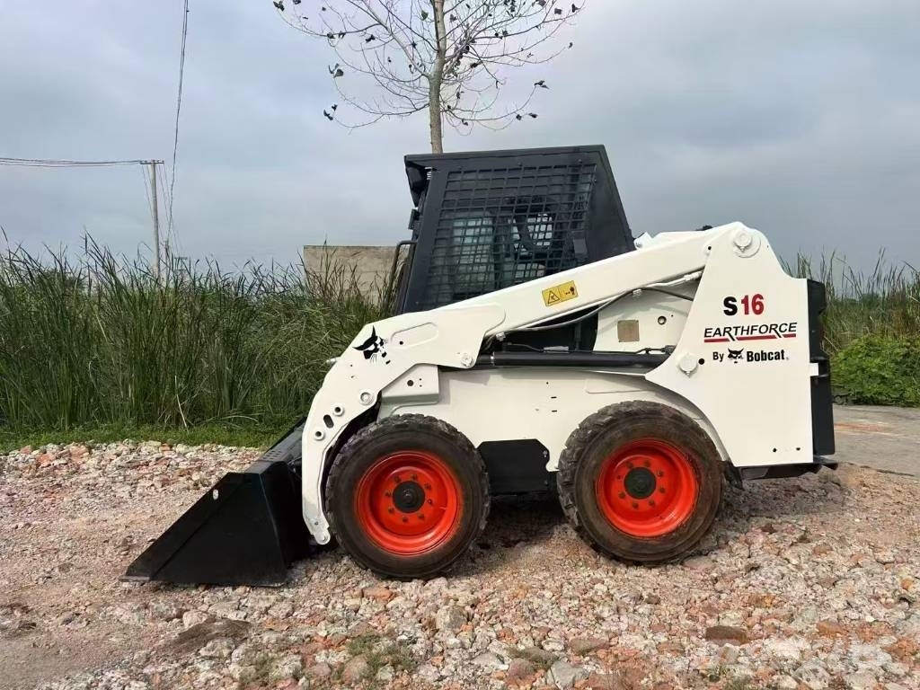 Bobcat S 16 Φορτωτάκια