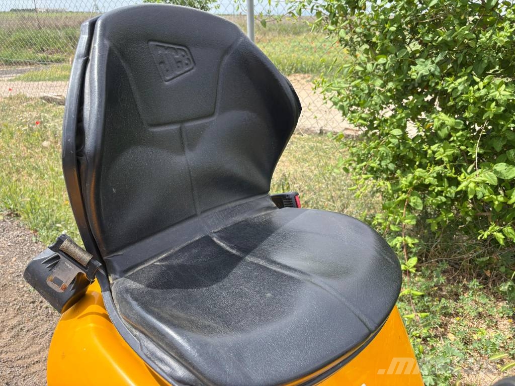 JCB 8008 CTS Mini bageri <7t