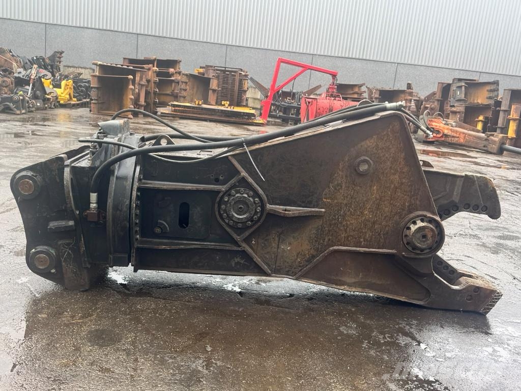 CAT Demolition shear S320 / VHS 30 Scharen