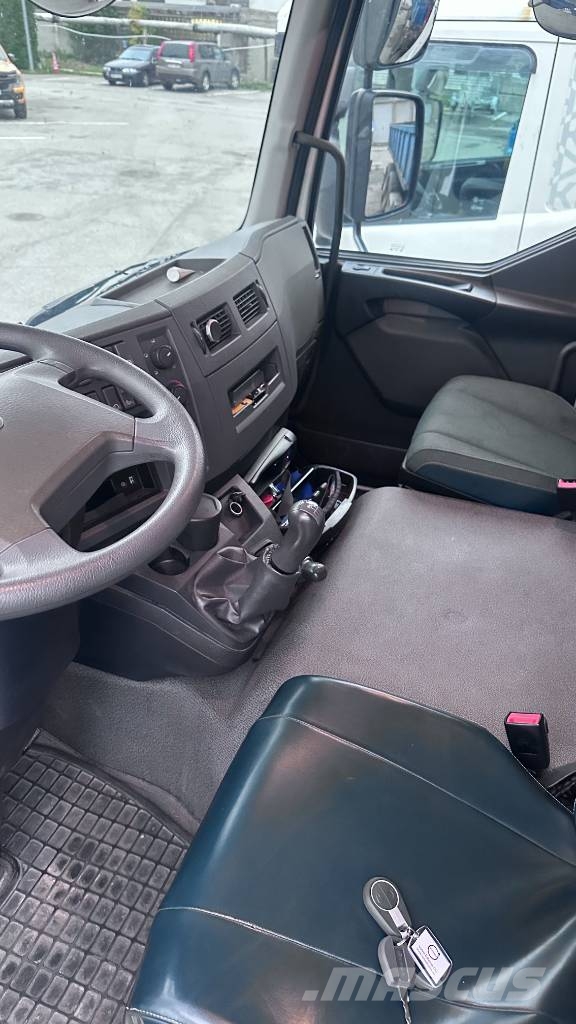 Volvo FL 250 Smagās mašīnas ar celtni