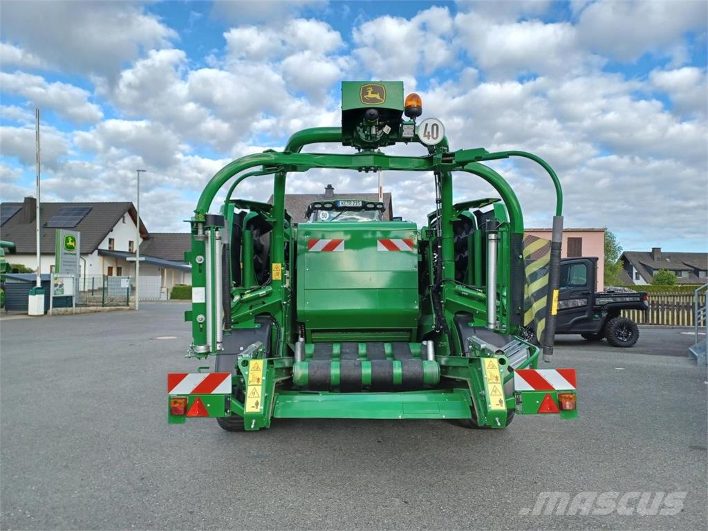 John Deere C441R Masina de balotat cilindric