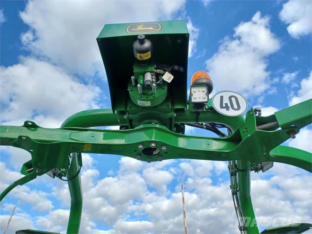 John Deere C441R Masina de balotat cilindric
