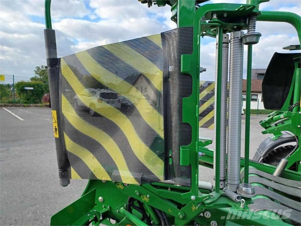 John Deere C441R Masina de balotat cilindric