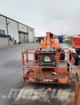 JLG 600 AJ Gelenkteleskoparbeitsbühnen