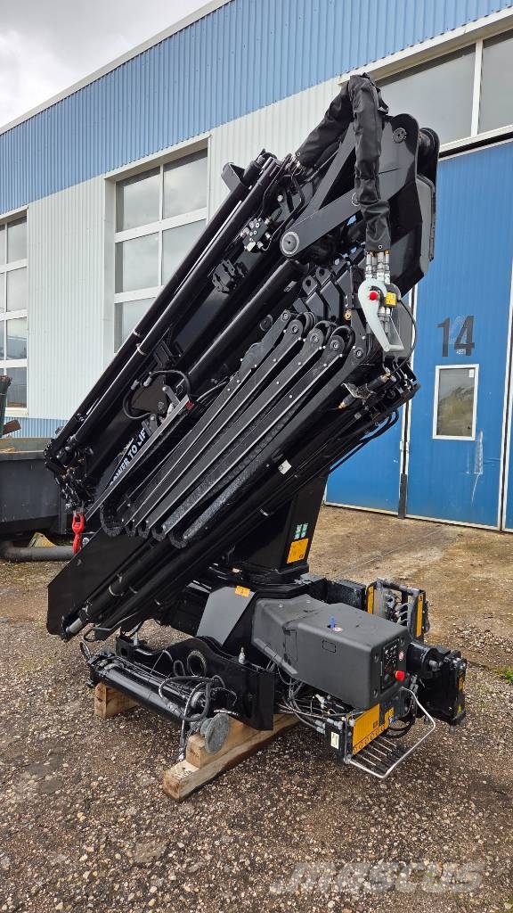 HMF 2820 K-5 + JIB FJ-700 K-4 Iekrāvēju krāni