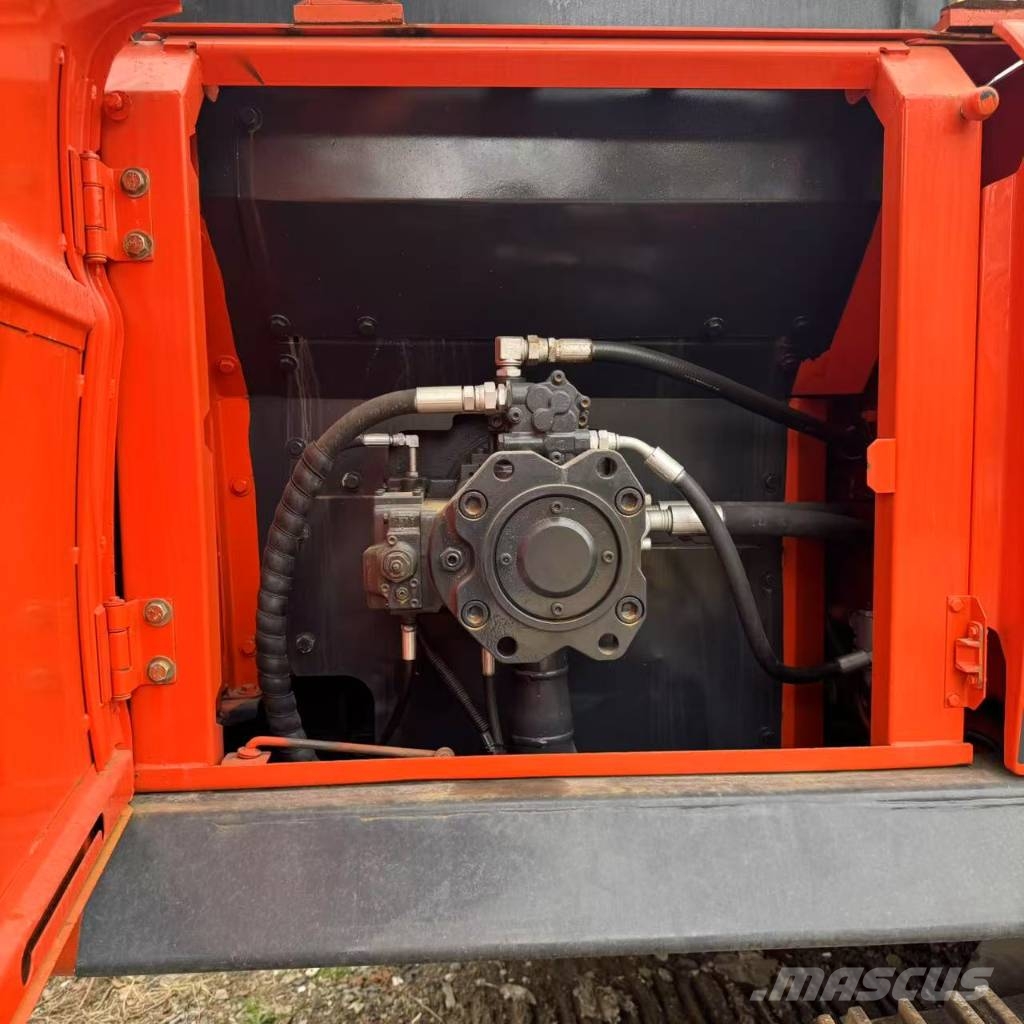 Doosan DX 300 LC Paletli ekskavatörler