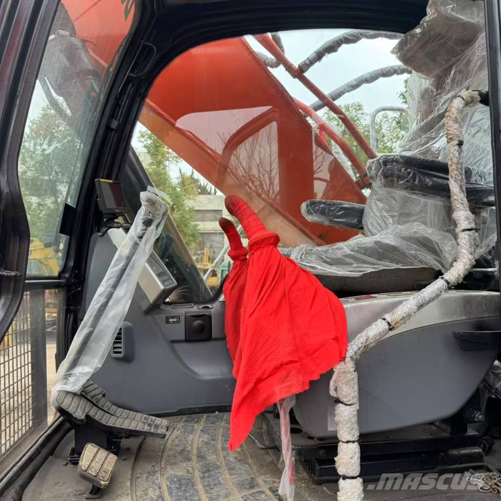 Doosan DX 300 LC Paletli ekskavatörler