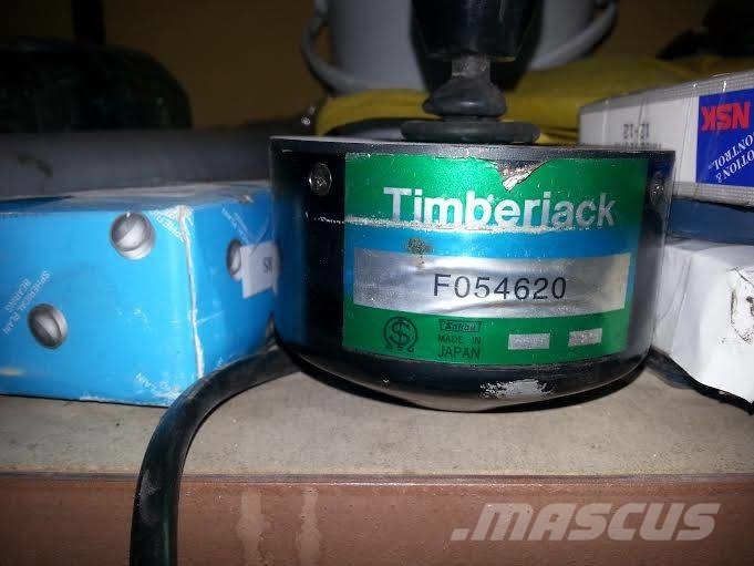 Timberjack 1270D joystick Electrónica