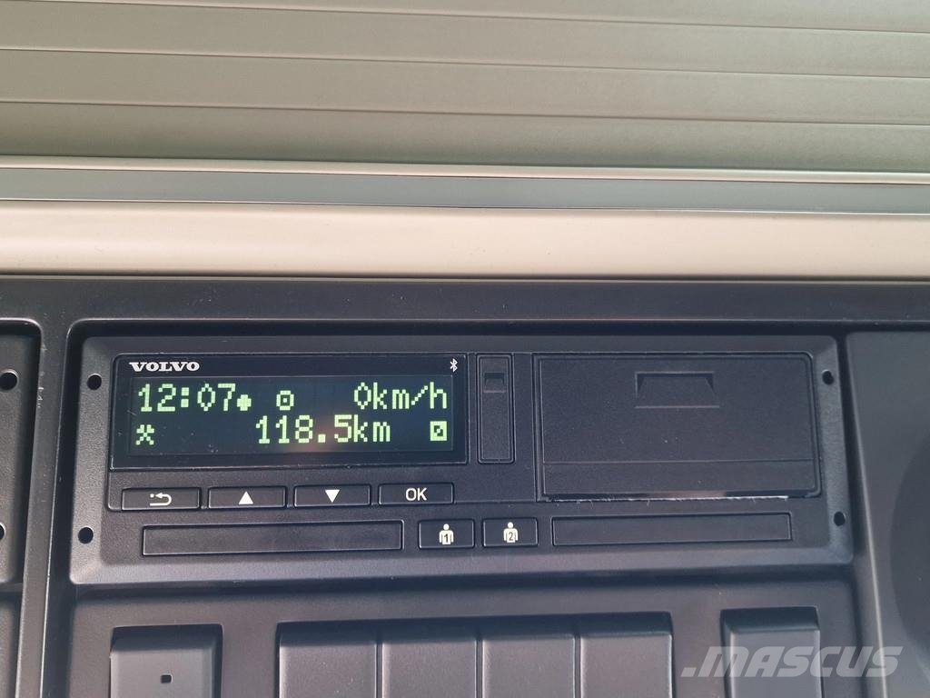 Volvo FH 13.500 Globetrotter XL 4x2 - NEW - Full spec - Traktorske jedinice