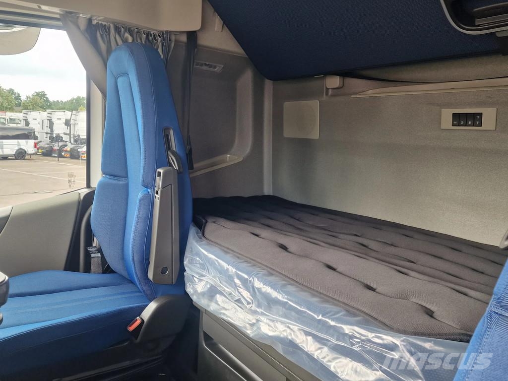 Volvo FH 13.500 Globetrotter XL 4x2 - NEW - Full spec - Traktorske jedinice