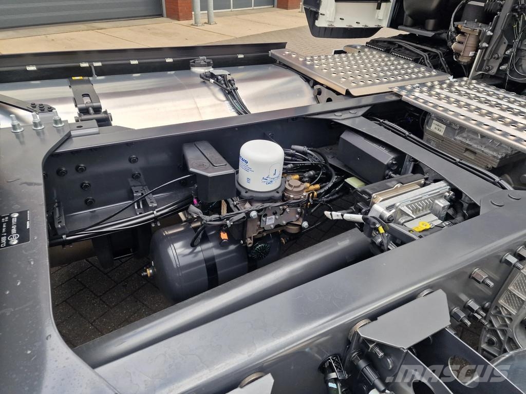 Volvo FH 13.500 Globetrotter XL 4x2 - NEW - Full spec - Traktorske jedinice