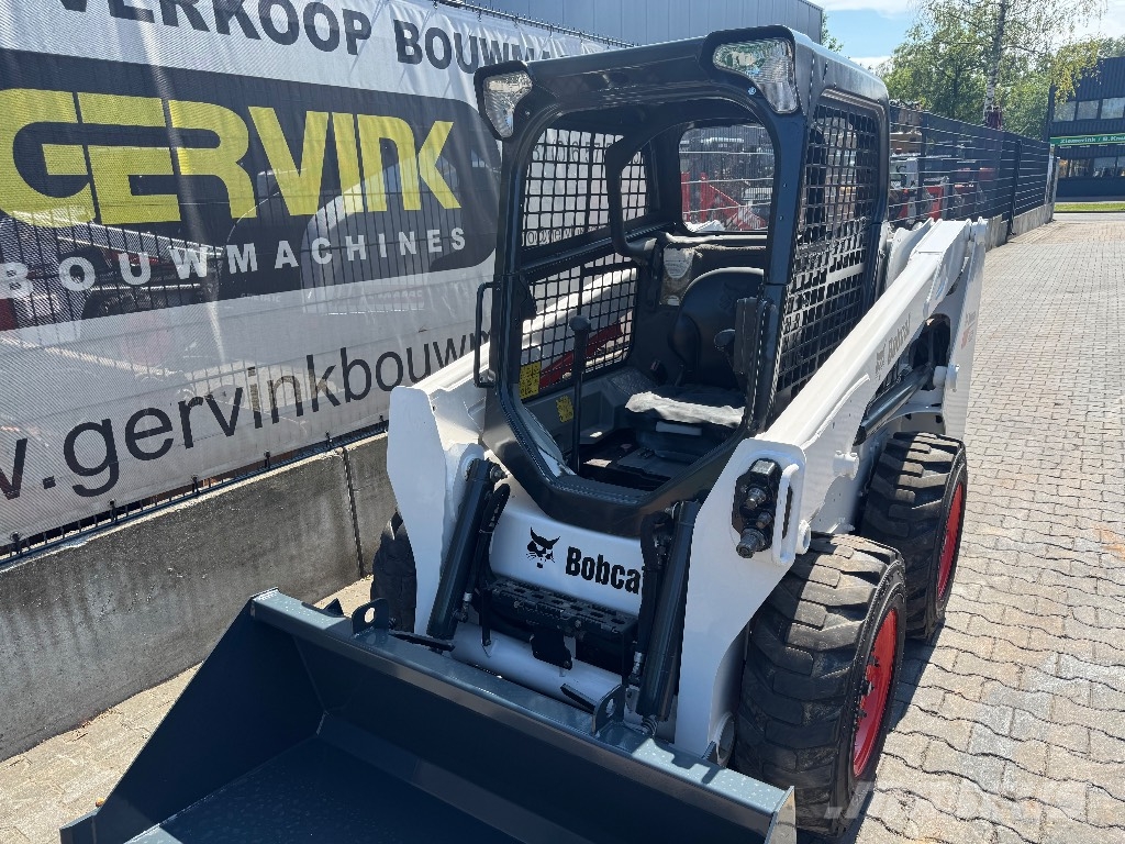 Bobcat S 550 لوادر بعجل