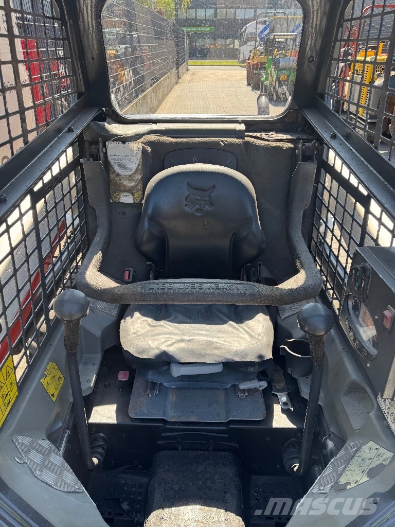 Bobcat S 550 لوادر بعجل