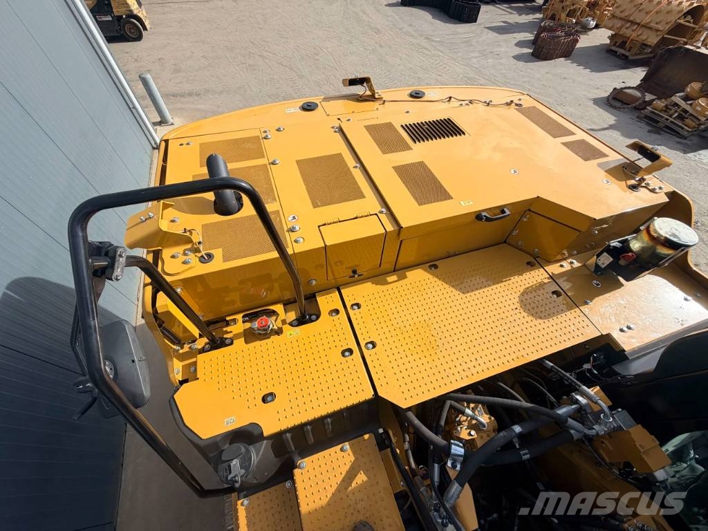 CAT 326 07H SLR - 18m Super Long Reach Gravemaskiner med lang gravebom