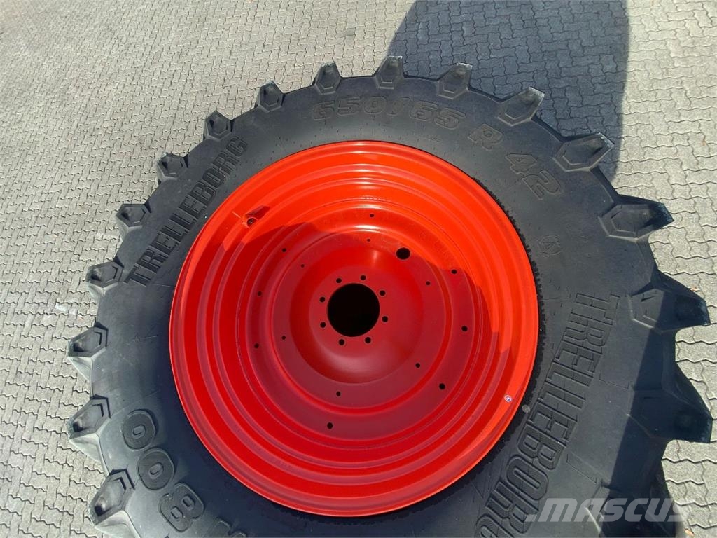 Trelleborg 650/65 R42 TM 800 ماكينات زراعية - غير ذلك