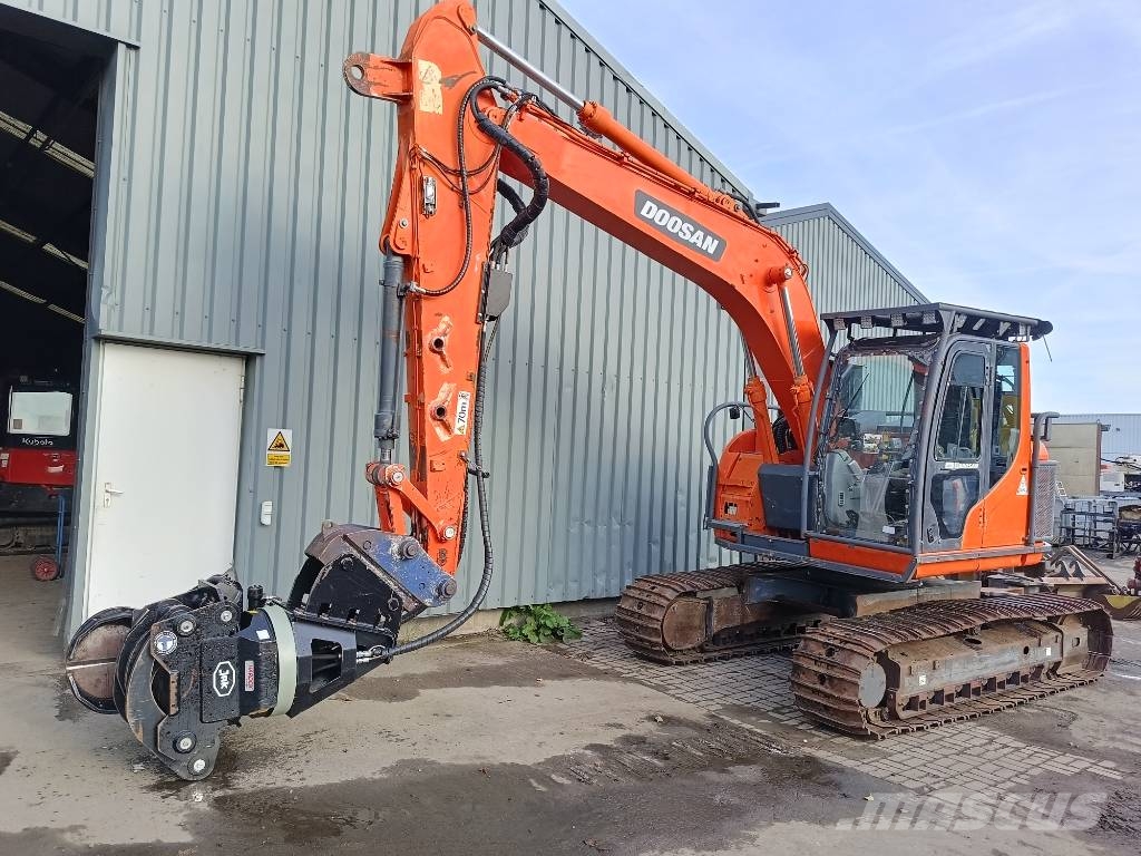 Doosan DX 140 LCR harvester timberjack shear JAK3 SP 1270 Harvester