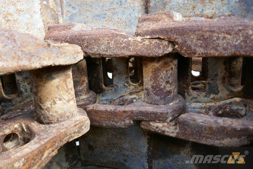 CAT 352F Trackgroup Banden, wielen en velgen