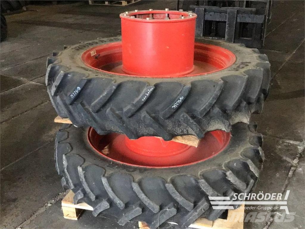 Fendt PFLEGERÄDER 2X320/85R38 + 2X320/105R54 Ruedas dobles