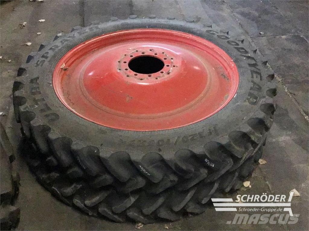 Fendt PFLEGERÄDER 2X320/85R38 + 2X320/105R54 Ruedas dobles
