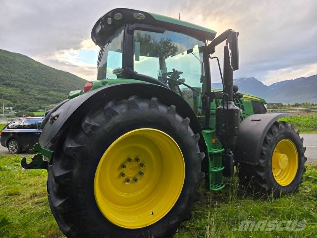 John Deere 6155 R الجرارات
