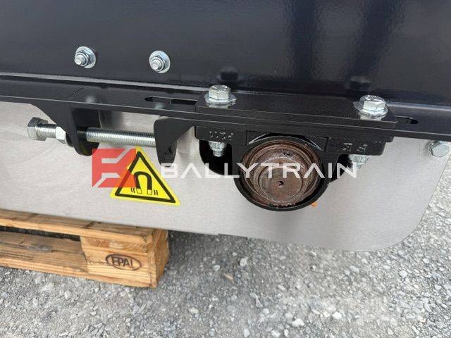 Ballytrain M810 Hydraulic Overband Magnet Motores y engranajes