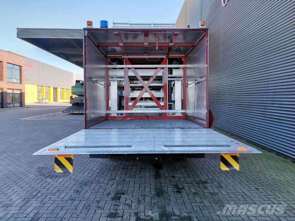 MAN LE 10.225 LC 4x2 DOKA Bombeiros