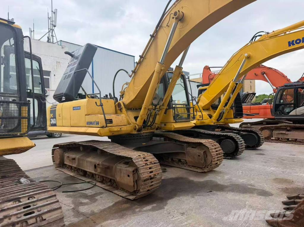 Komatsu PC 360-7 حفارات زحافة