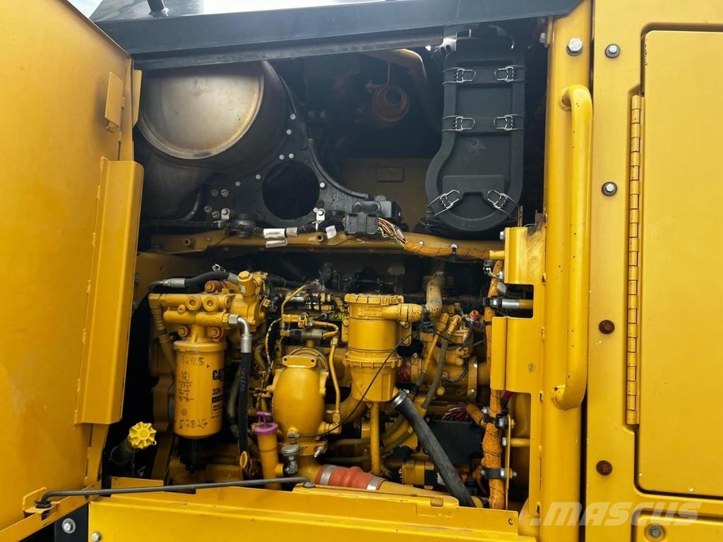 CAT 140M2 VHP CE モーターグレーダー