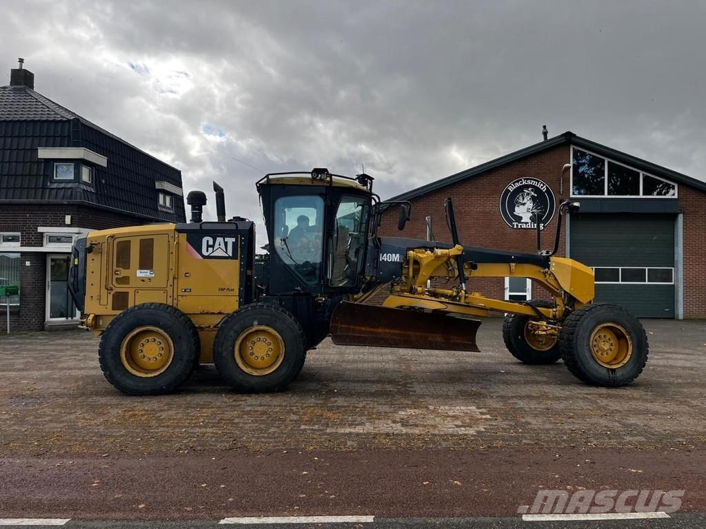 CAT 140M2 VHP CE モーターグレーダー