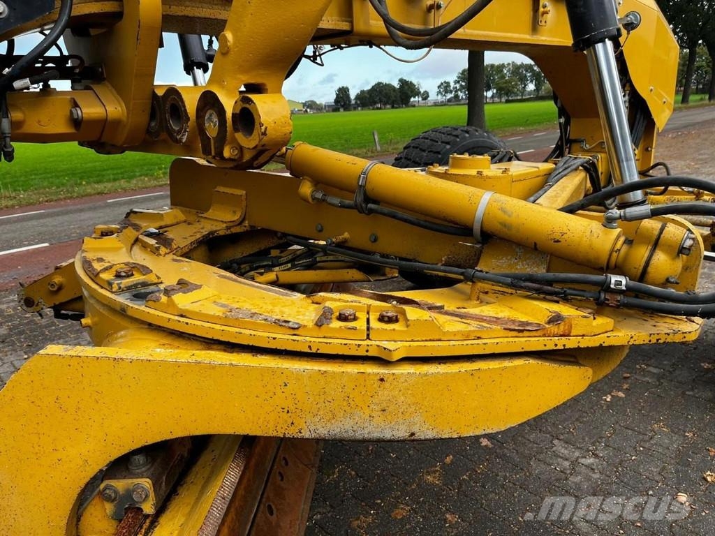 CAT 140M2 VHP CE モーターグレーダー