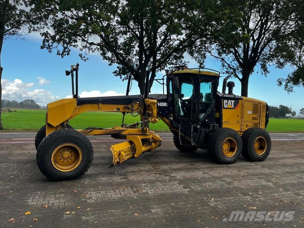 CAT 140M2 VHP CE モーターグレーダー