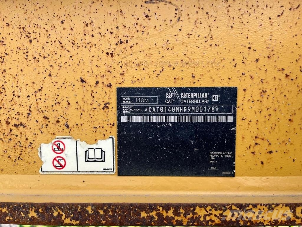 CAT 140M2 VHP CE モーターグレーダー