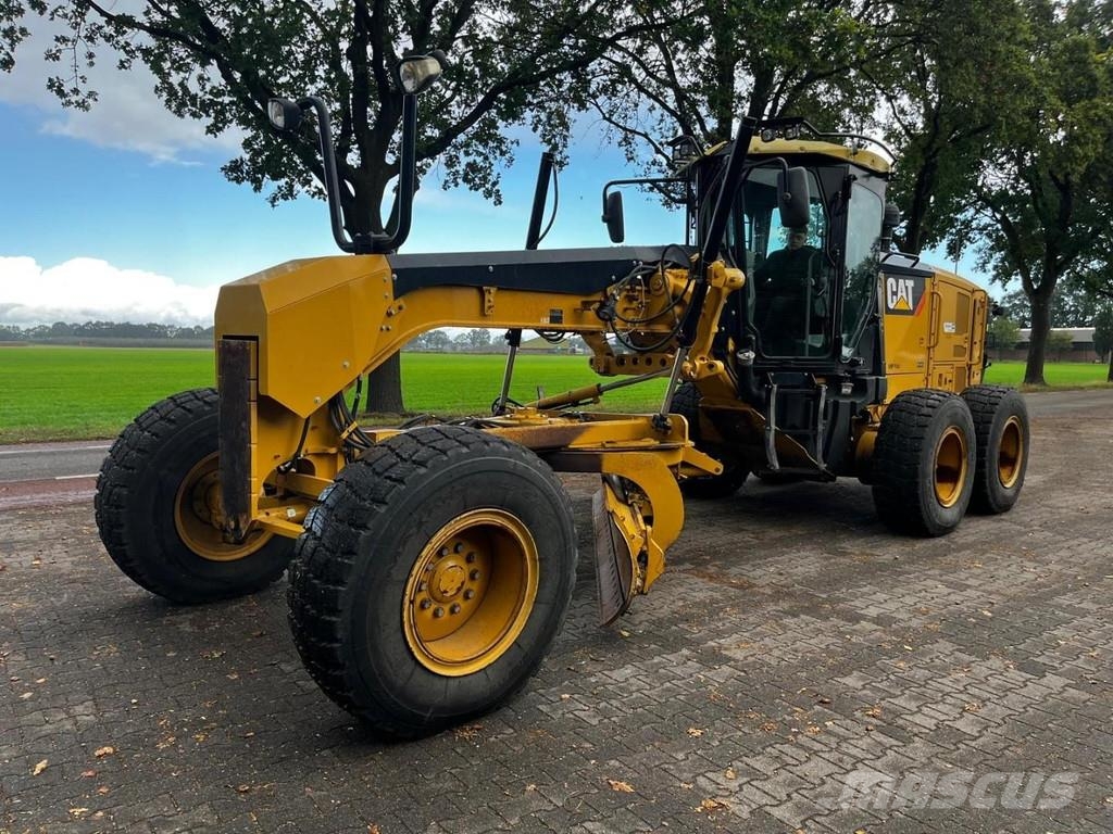 CAT 140M2 VHP CE モーターグレーダー