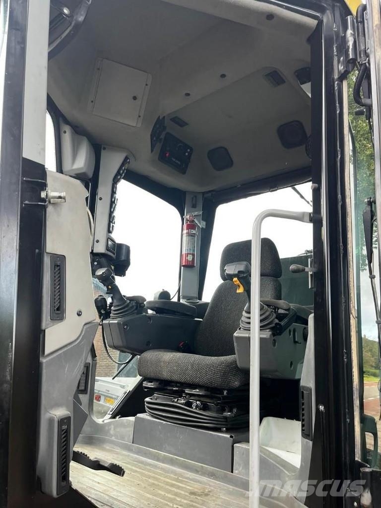 CAT 140M2 VHP CE モーターグレーダー