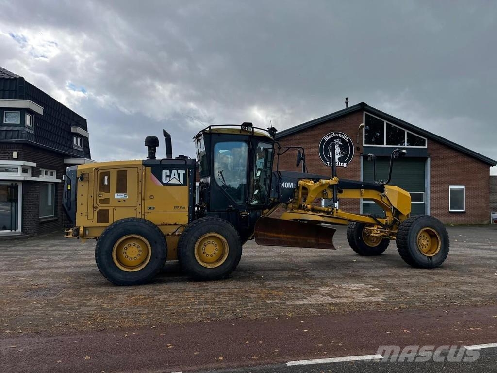 CAT 140M2 VHP CE モーターグレーダー