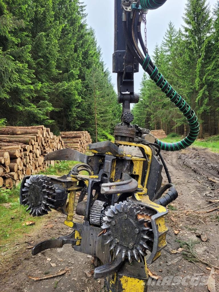John Deere 1270 G 원목 하베스터